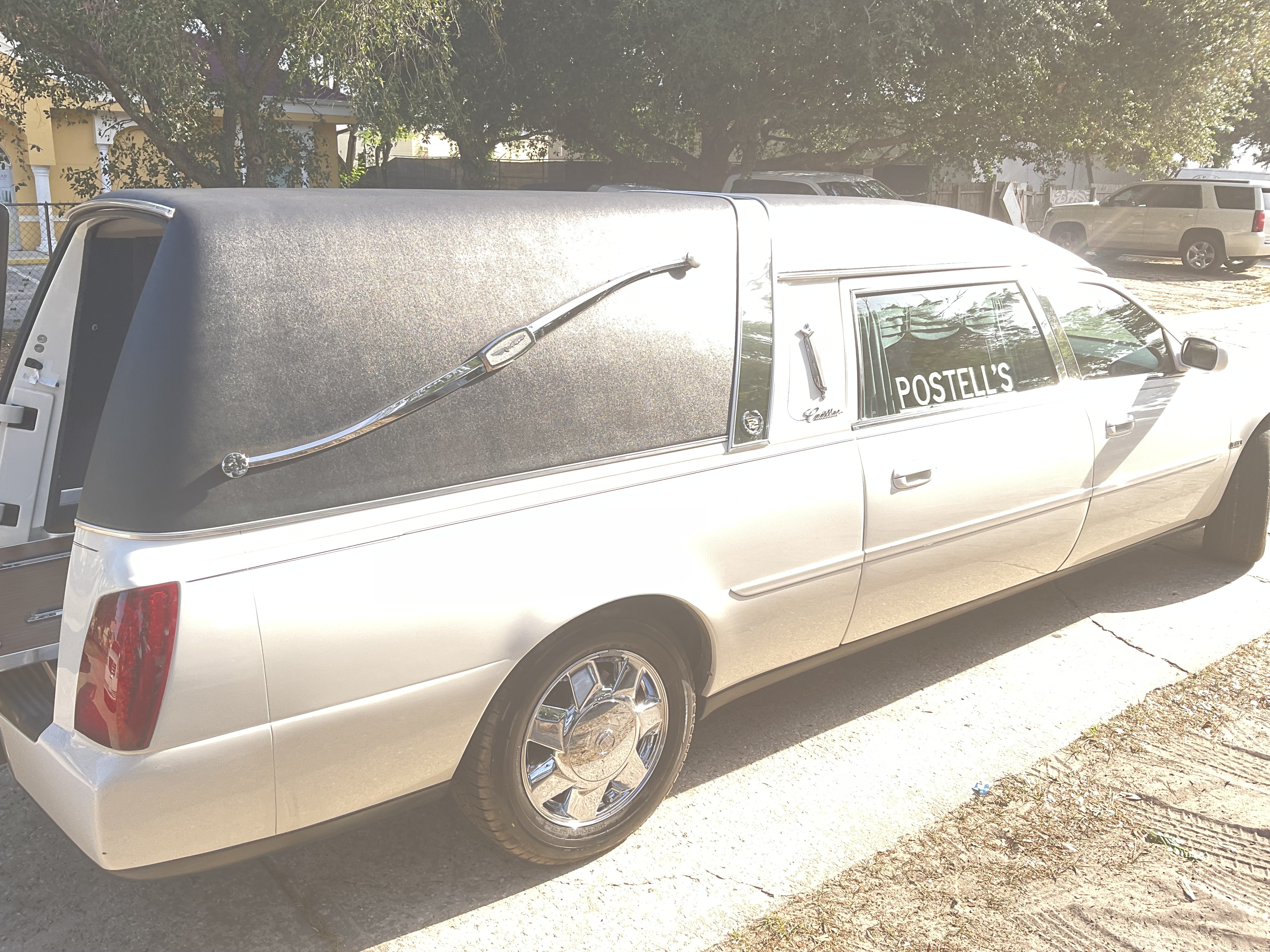 2005 Cadillac Hearse