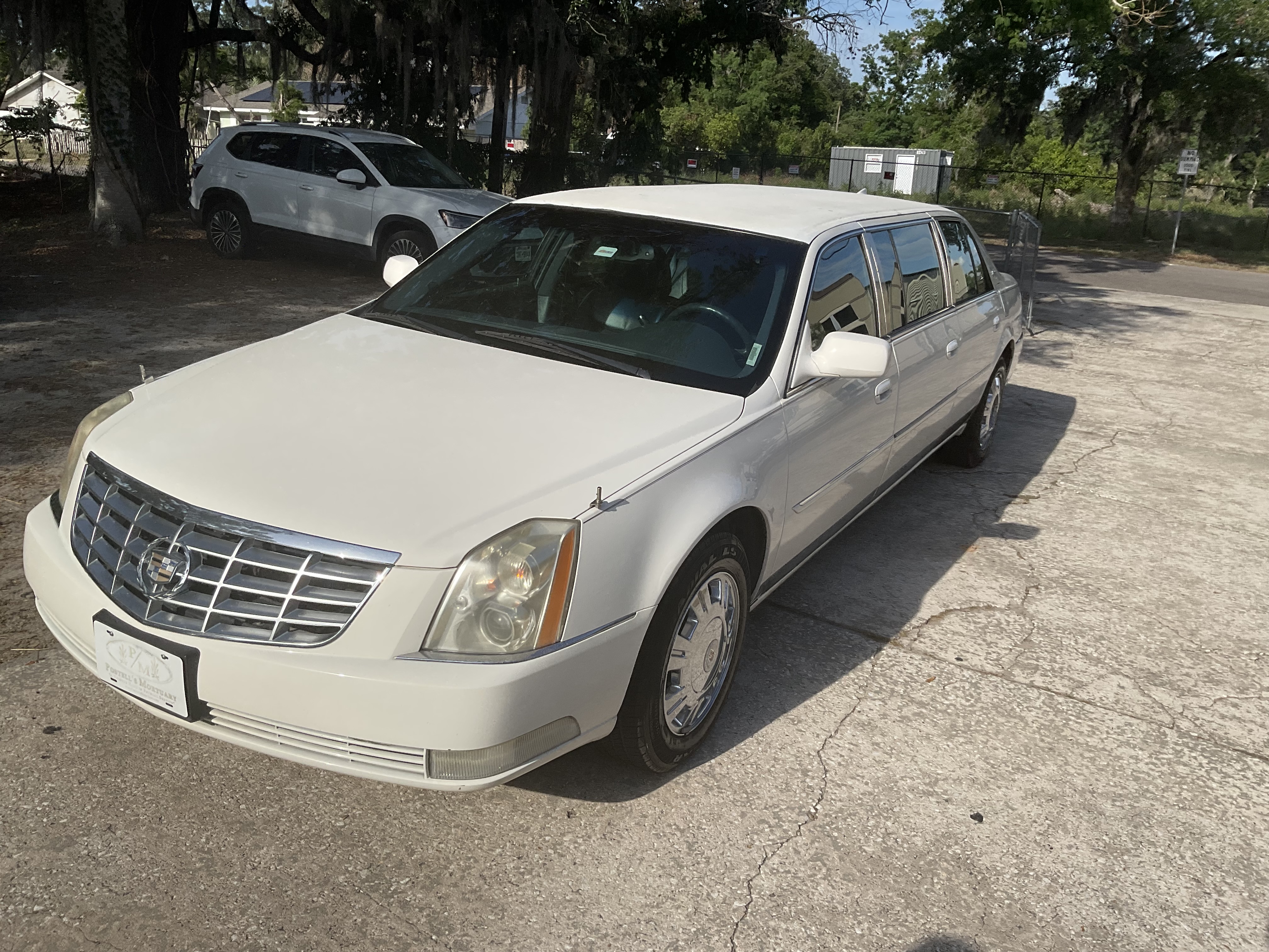 2011 Cadillac Limousine